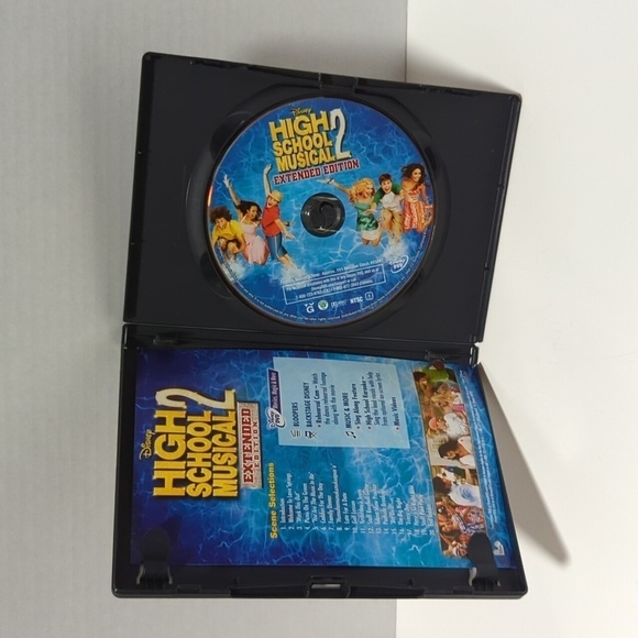 Disney High School Musical 2 - Extended Edition DVD - Used - Picture 3 of 4